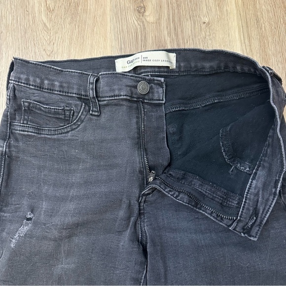 GAP Inner Cozy Leg Black Distressed Skinny Jeans with Raw Hem size 30R - Picture 3 of 6